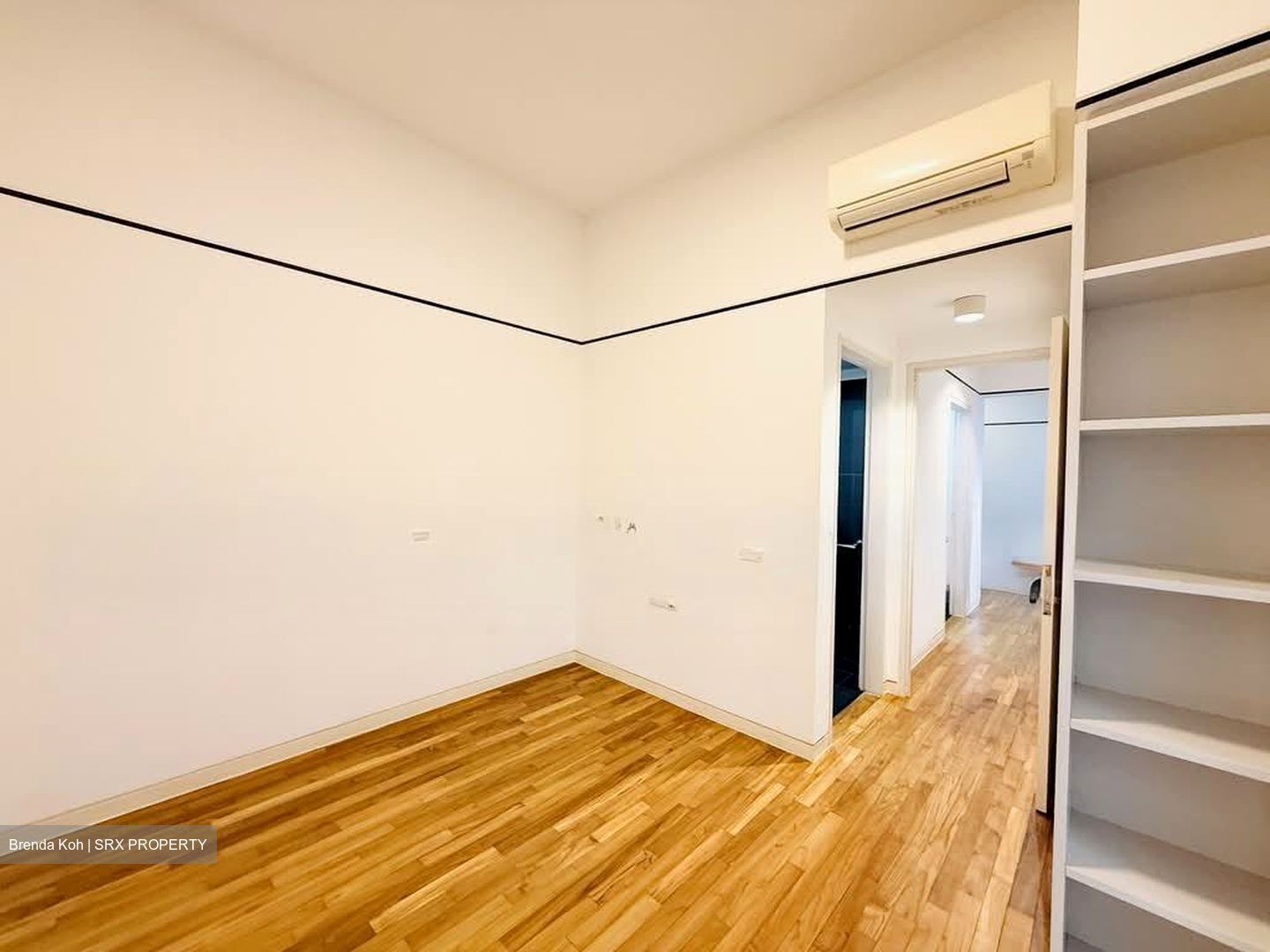 Village @ Pasir Panjang (D5), Condominium #575419341